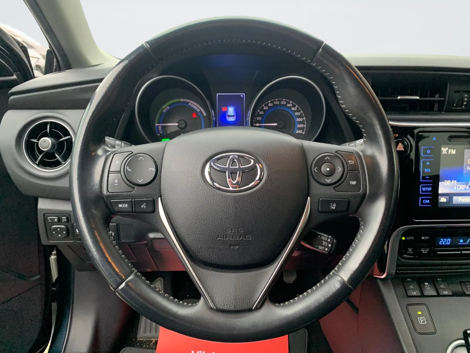 Toyota Auris 1,8 Hybrid Style Touring Sports CVT 5d