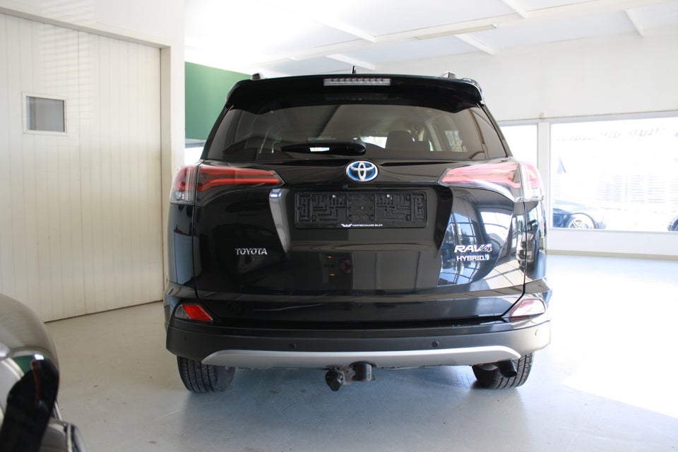 Toyota RAV4 2,5 Hybrid H3 MDS 5d