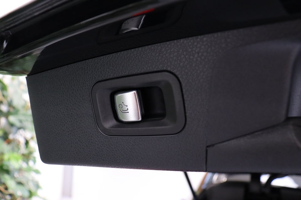 Mercedes E300 e 2,0 Business AMG stc. aut. 5d