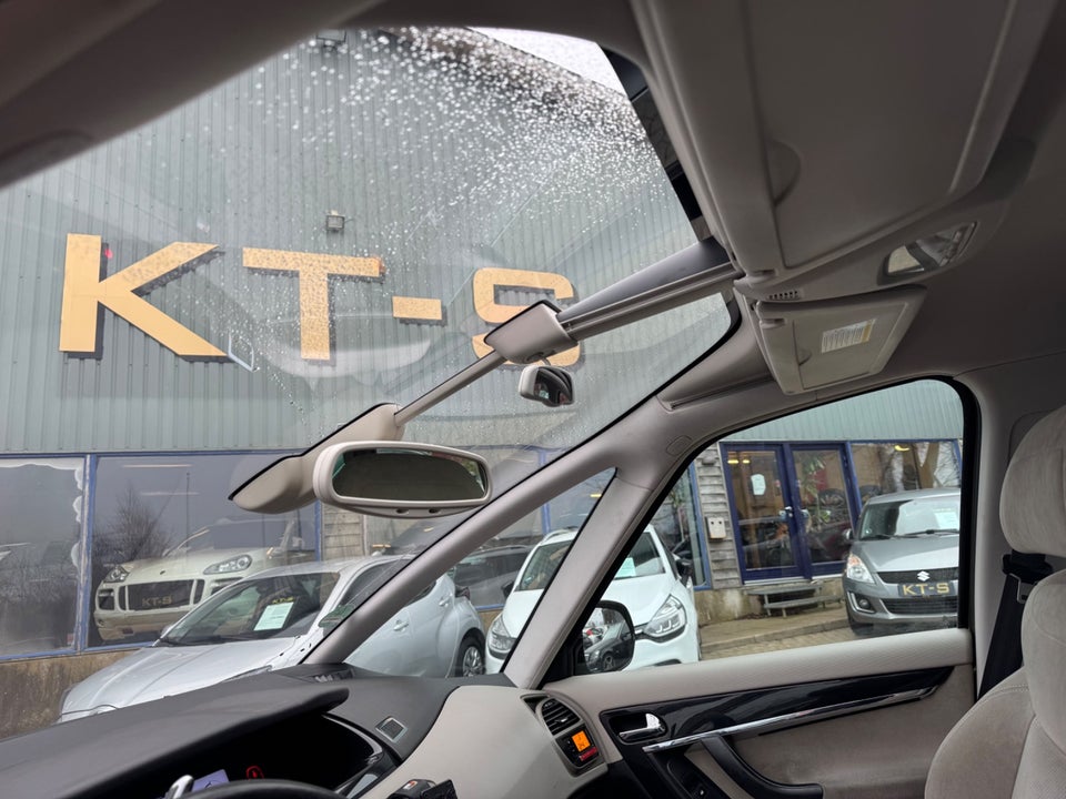 Citroën C4 Picasso 2,0 16V Exclusive aut. 5d