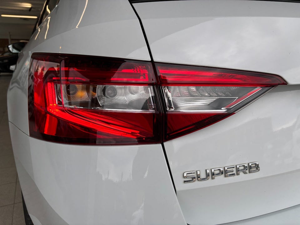 Skoda Superb 1,4 TSi iV Combi DSG 5d