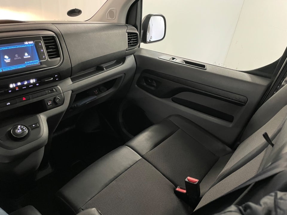Peugeot Expert 2,0 BlueHDi 122 L3 Premium EAT8 Van