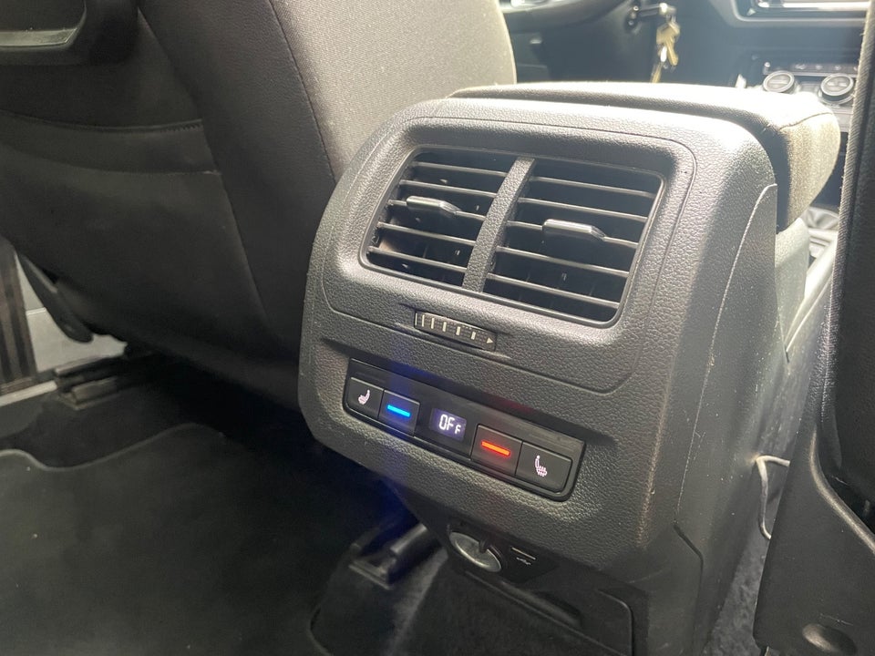 VW Touran 2,0 TDi 150 Highline DSG 7prs 5d