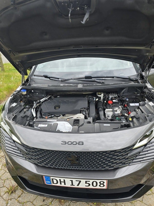 Peugeot 3008 1,6 Hybrid GT Black Pack EAT8 5d