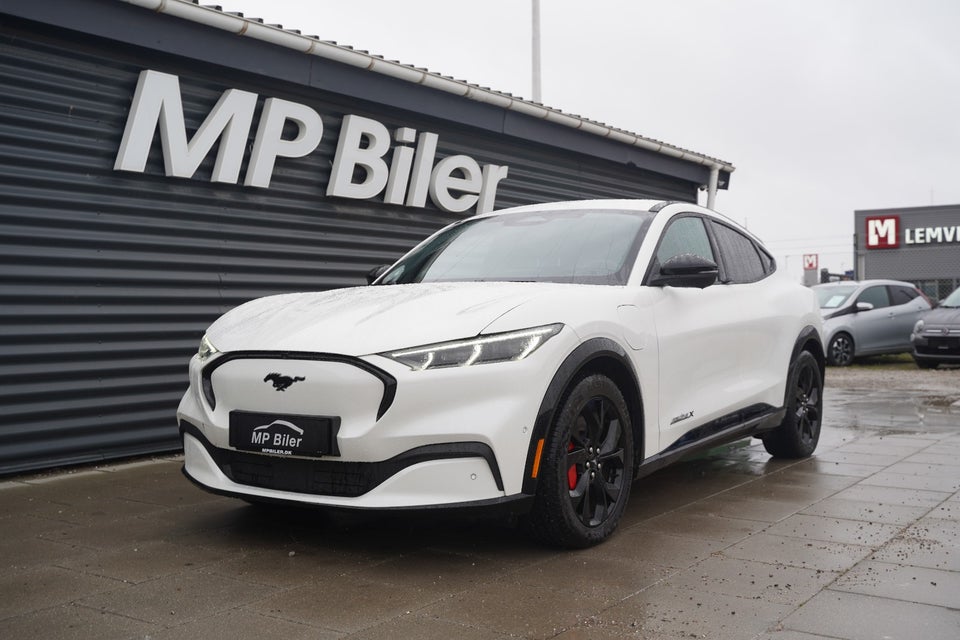 Ford Mustang Mach-E 98 Premium Extended Range 5d