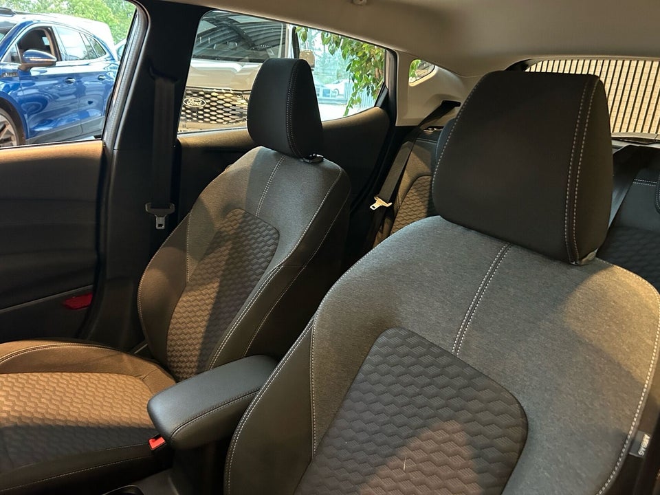 Ford Fiesta 1,0 EcoBoost mHEV Titanium 5d