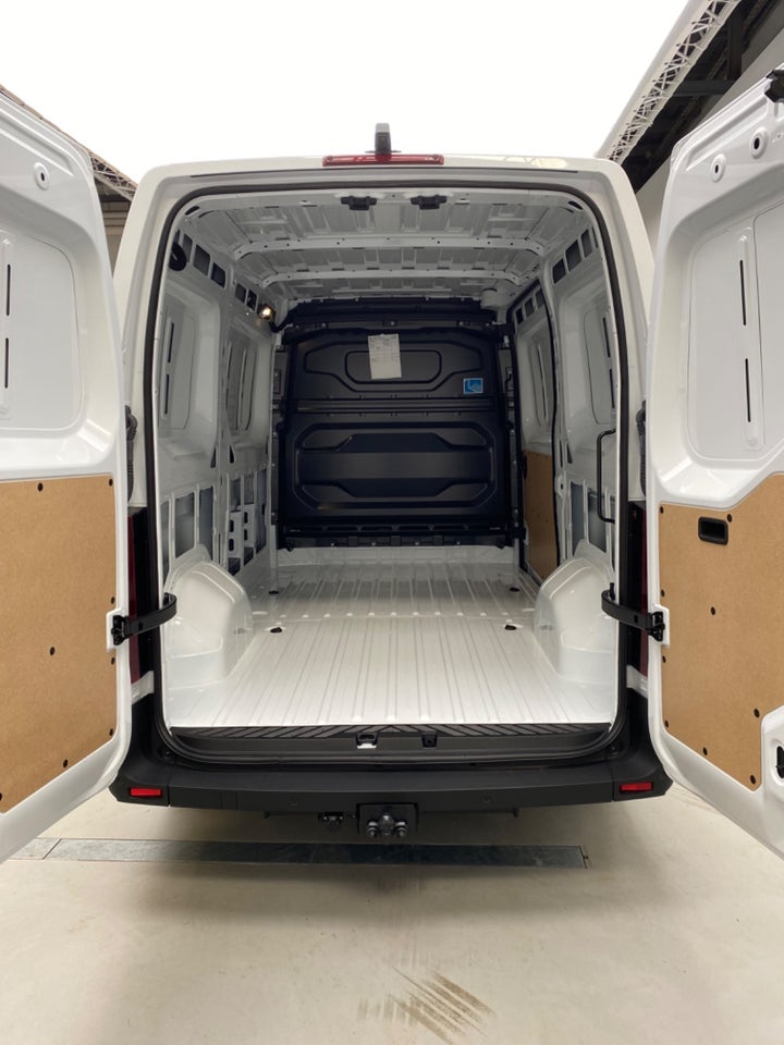 Nissan Interstar 87 L2H2 Tekna