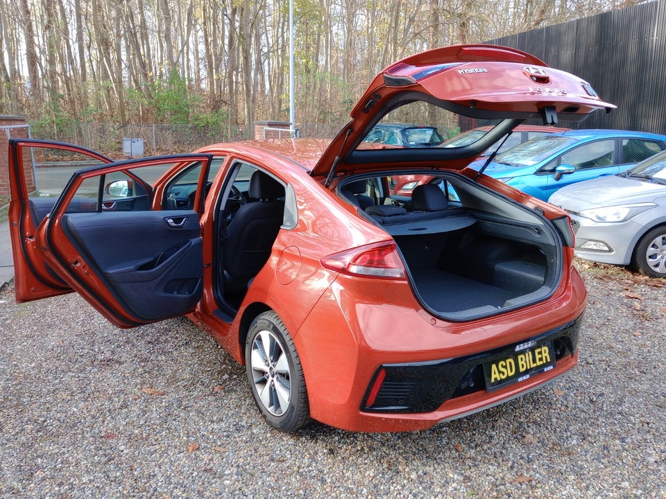 Hyundai Ioniq 1,6 PHEV Trend DCT 5d