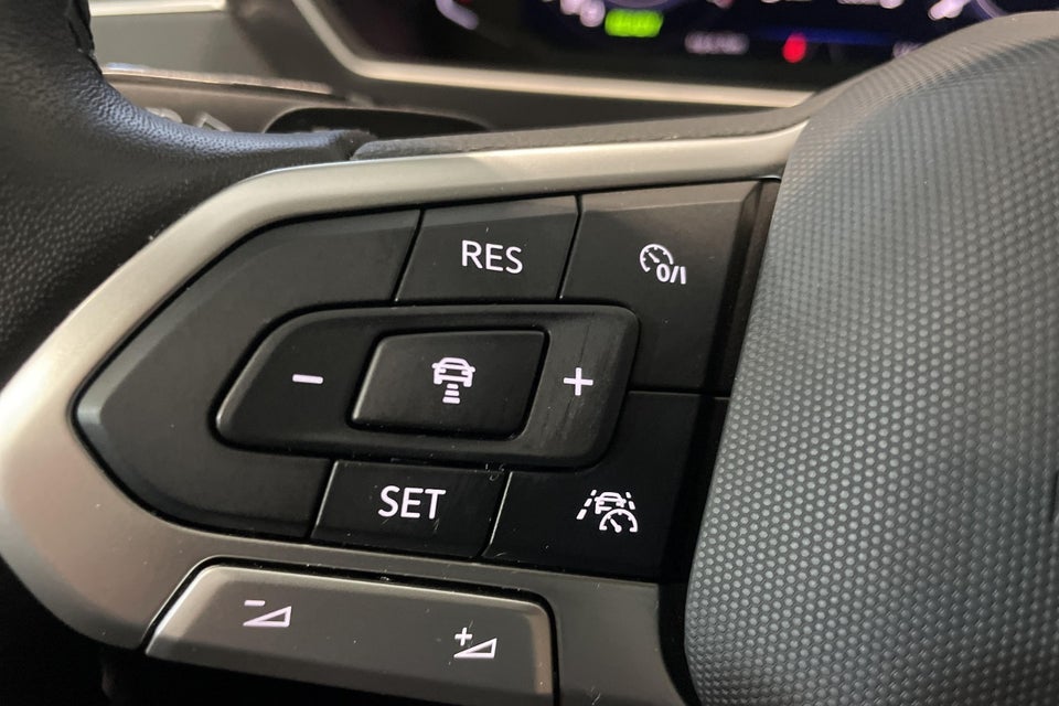 VW Tiguan 1,4 eHybrid Elegance DSG 5d