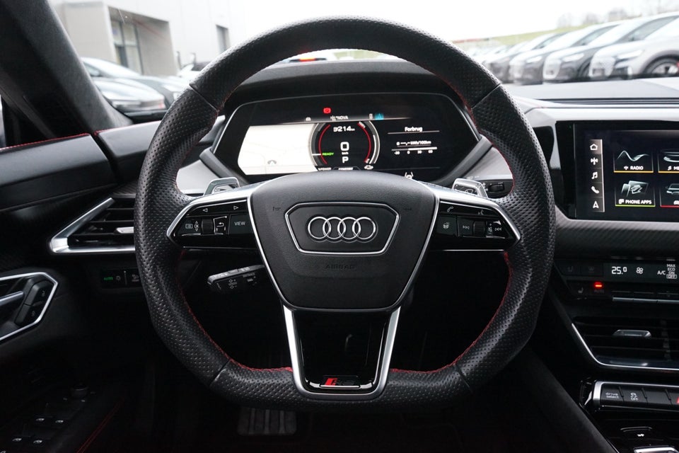 Audi RS e-tron GT quattro 4d