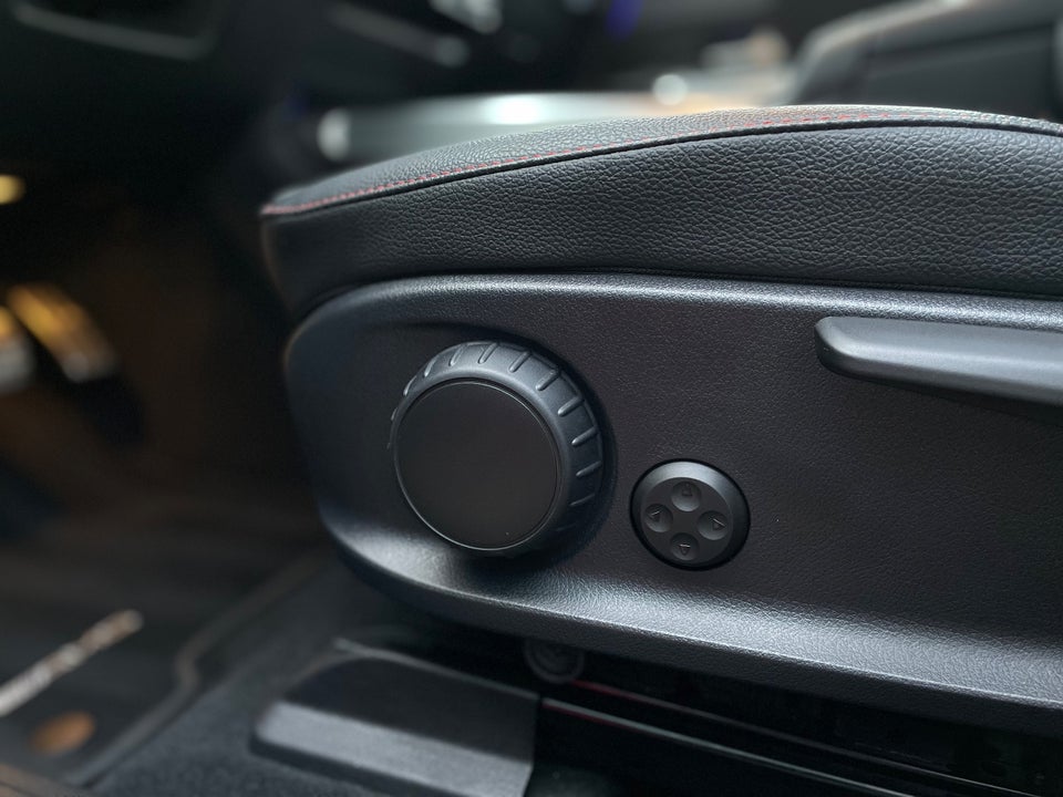 Mercedes EQB250+ AMG Line 5d