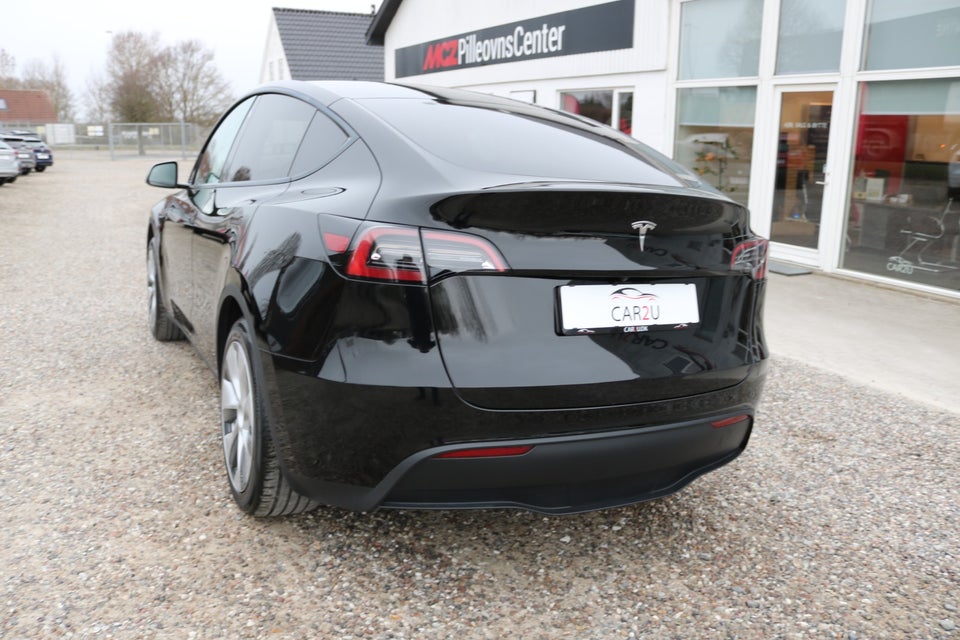 Tesla Model Y RWD 5d