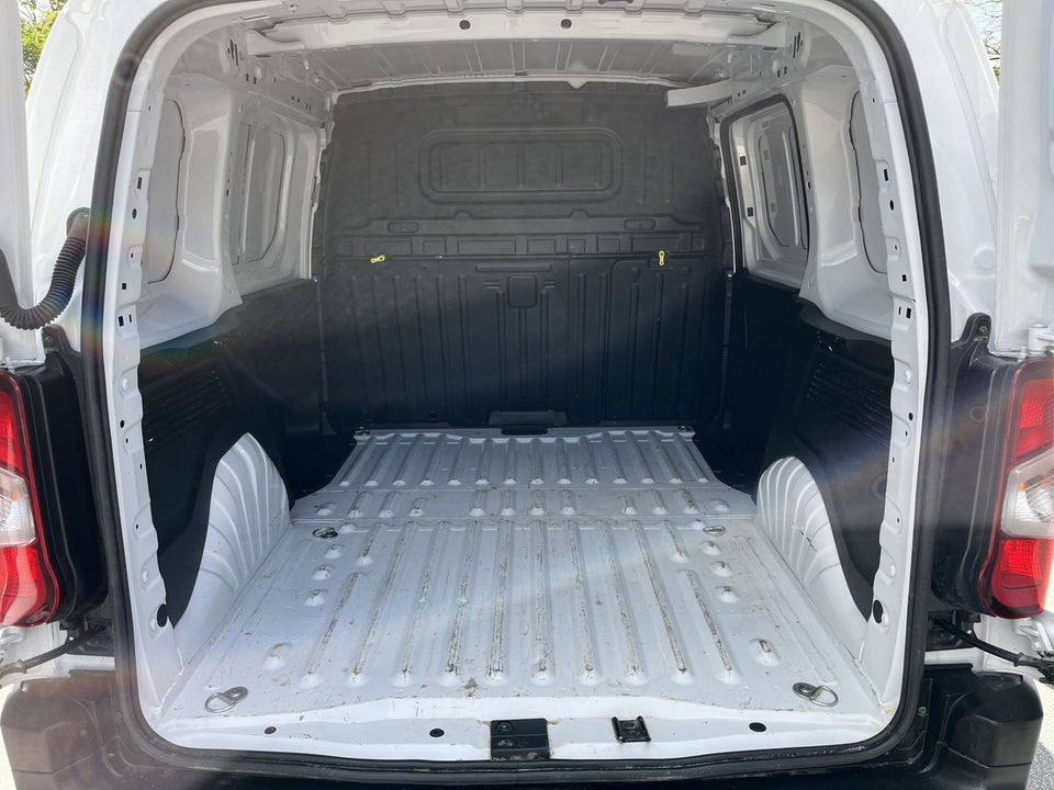 Toyota ProAce City 1,5 D 102 Medium Comfort 6d