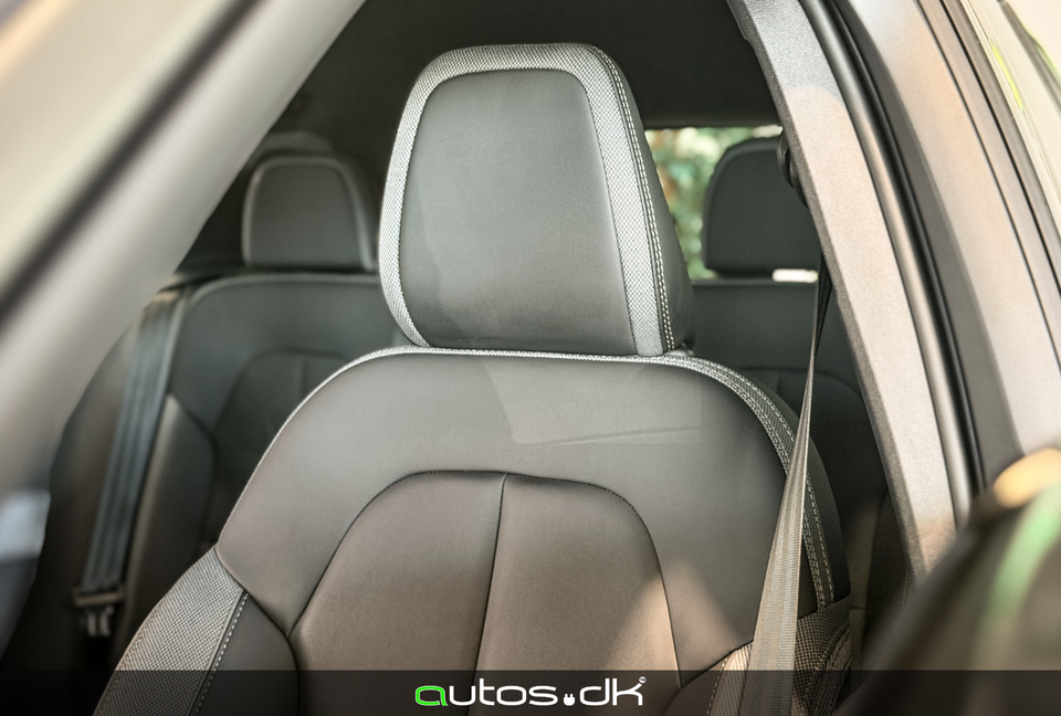 Volvo XC40 P6 ReCharge Plus 5d