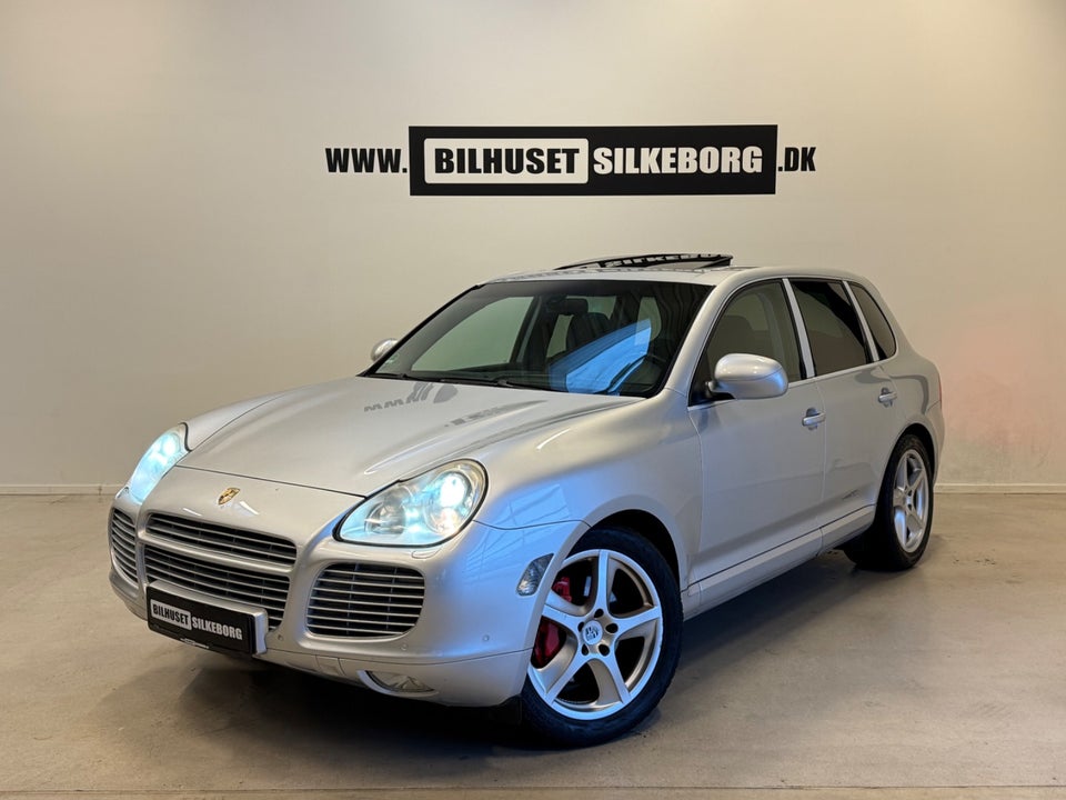Porsche Cayenne Turbo 4,5 Tiptr. Van 5d