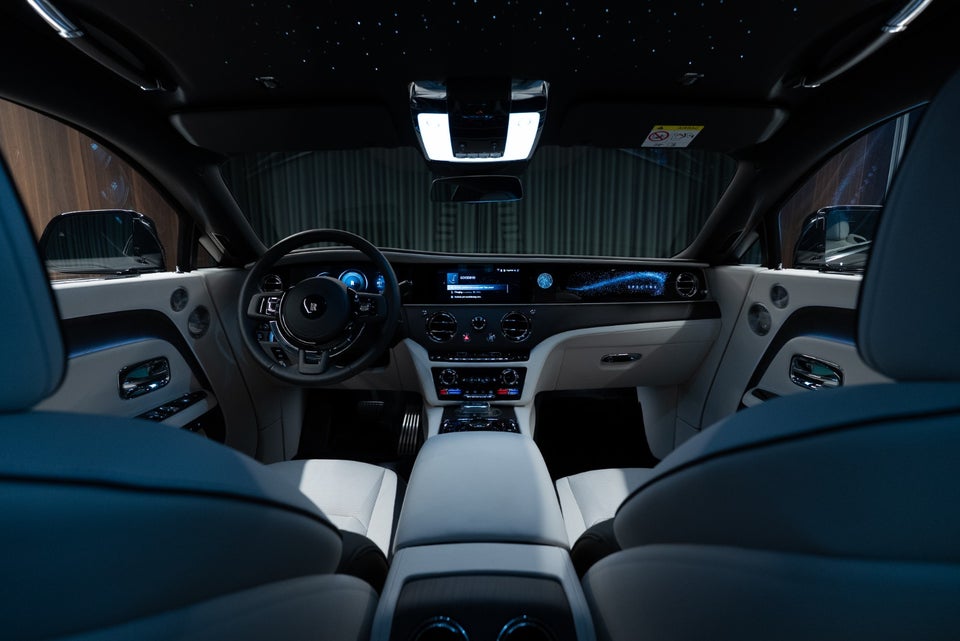 Rolls-Royce Spectre 2d