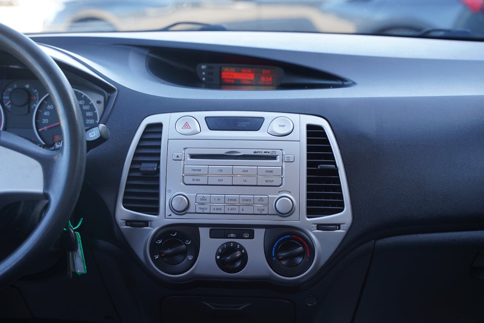 Hyundai i20 1,25 Classic 5d