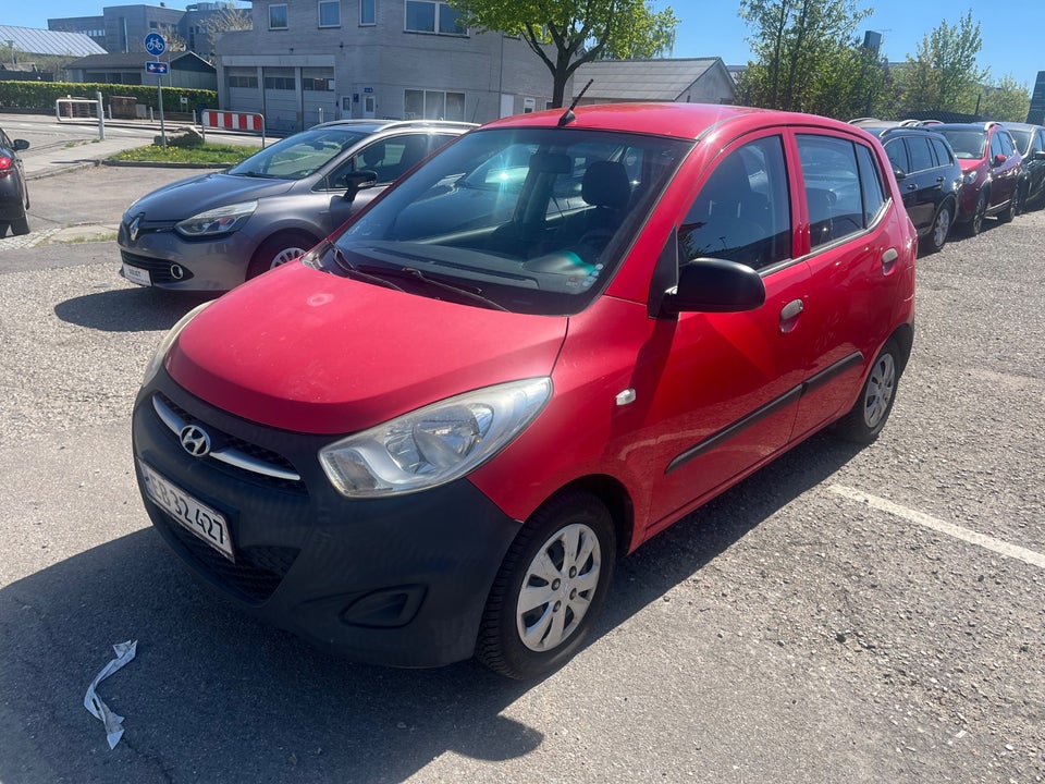Hyundai i10 1,1 Base 5d