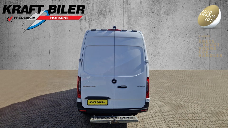 Mercedes Sprinter 317 2,0 CDi A2 Kassevogn aut. RWD