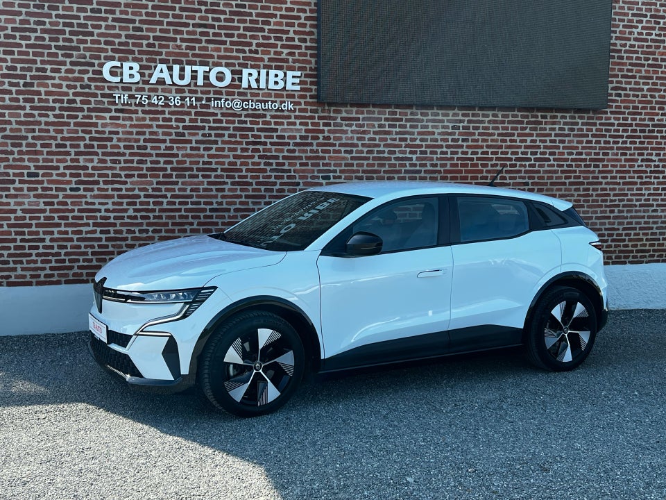 Renault Megane E-Tech 60 Equilibre 5d
