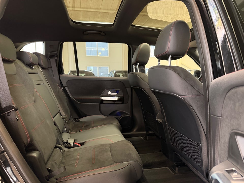 Mercedes EQB250 AMG Line 5d