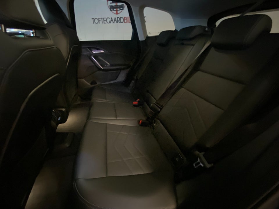 BMW iX1 xDrive30 X-Line 5d