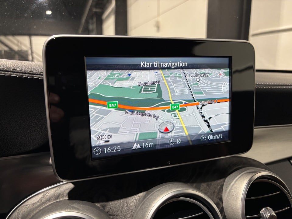 Mercedes C180 1,6 AMG Line Coupé aut. 2d