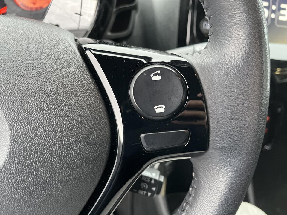 Toyota Aygo 1,0 VVT-i x-cite 5d