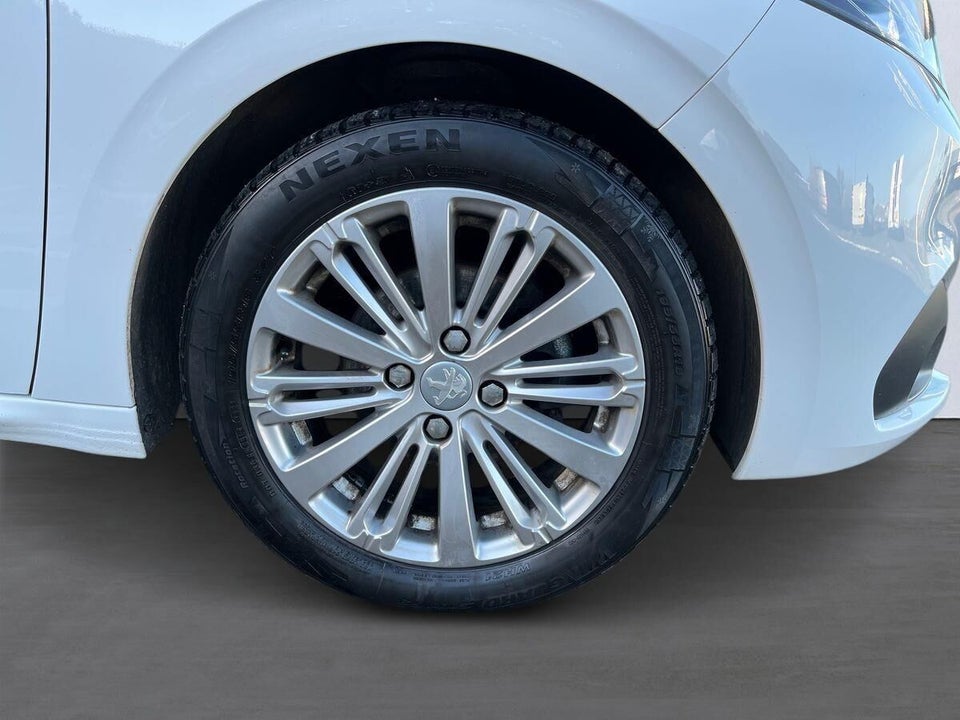 Peugeot 208 1,5 BlueHDi 100 Prestige 5d