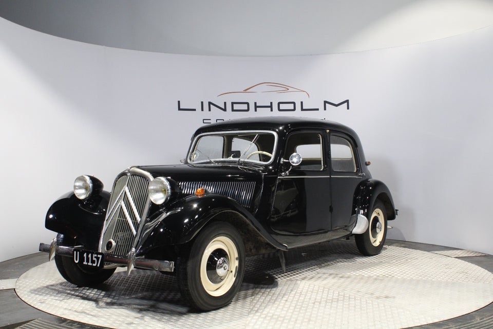 Citroën Traction Avant 1,9 11BL 4d