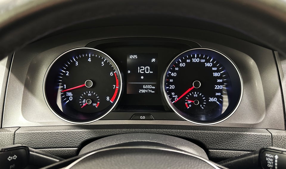 VW Golf VII 1,2 TSi 105 Comfortline BMT 5d