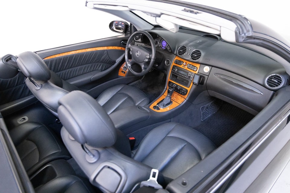Mercedes CLK240 2,6 Elegance Cabriolet aut. 2d