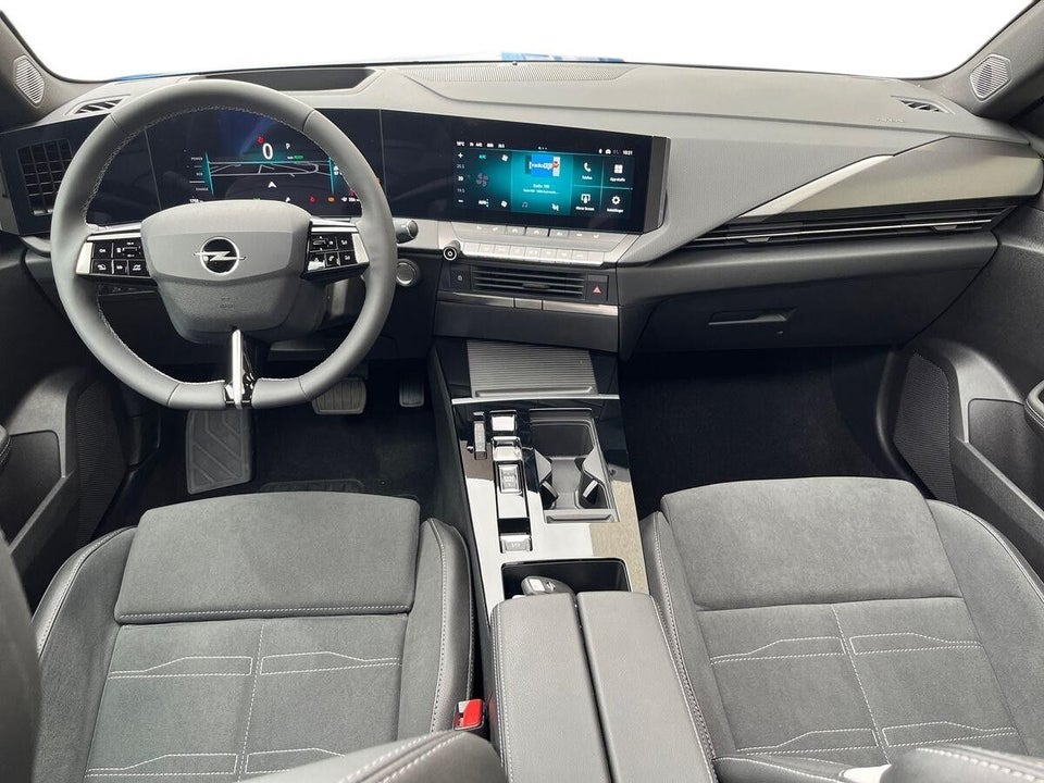 Opel Astra-e 54 GS Sports Tourer 5d