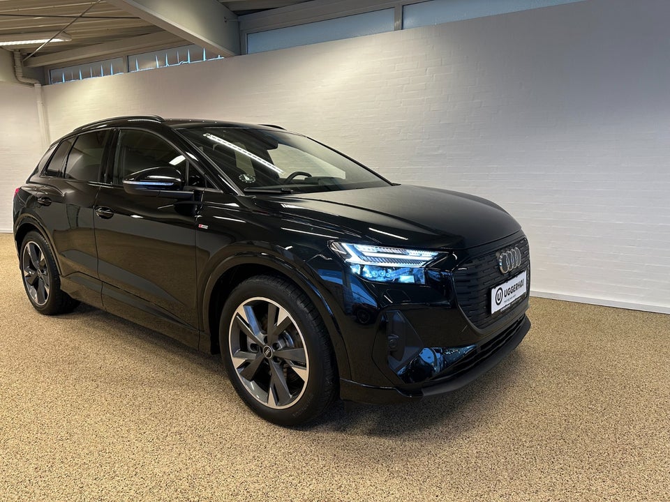 Audi Q4 e-tron 40 S-line 5d