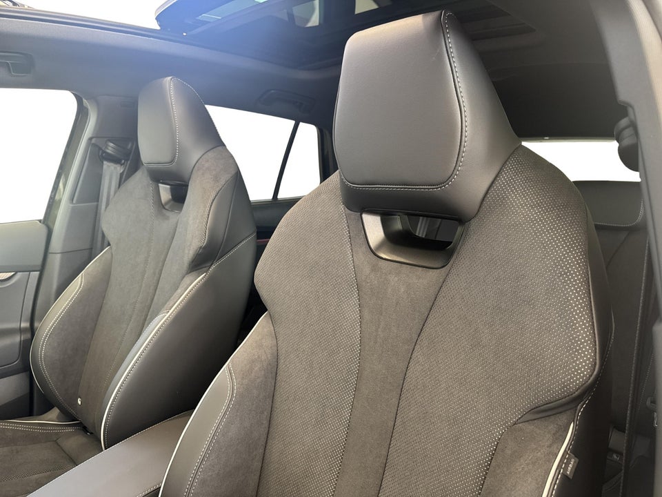 Skoda Enyaq 85 iV Sportline Maxx 5d