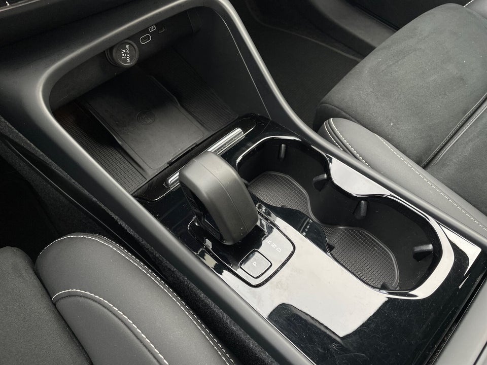 Volvo XC40 ReCharge Twin Ultimate 5d
