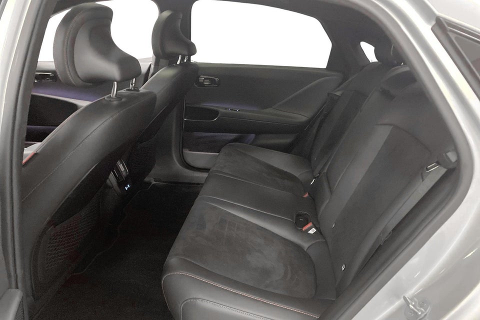 Hyundai Ioniq 6 84 N Line+ AWD 4d