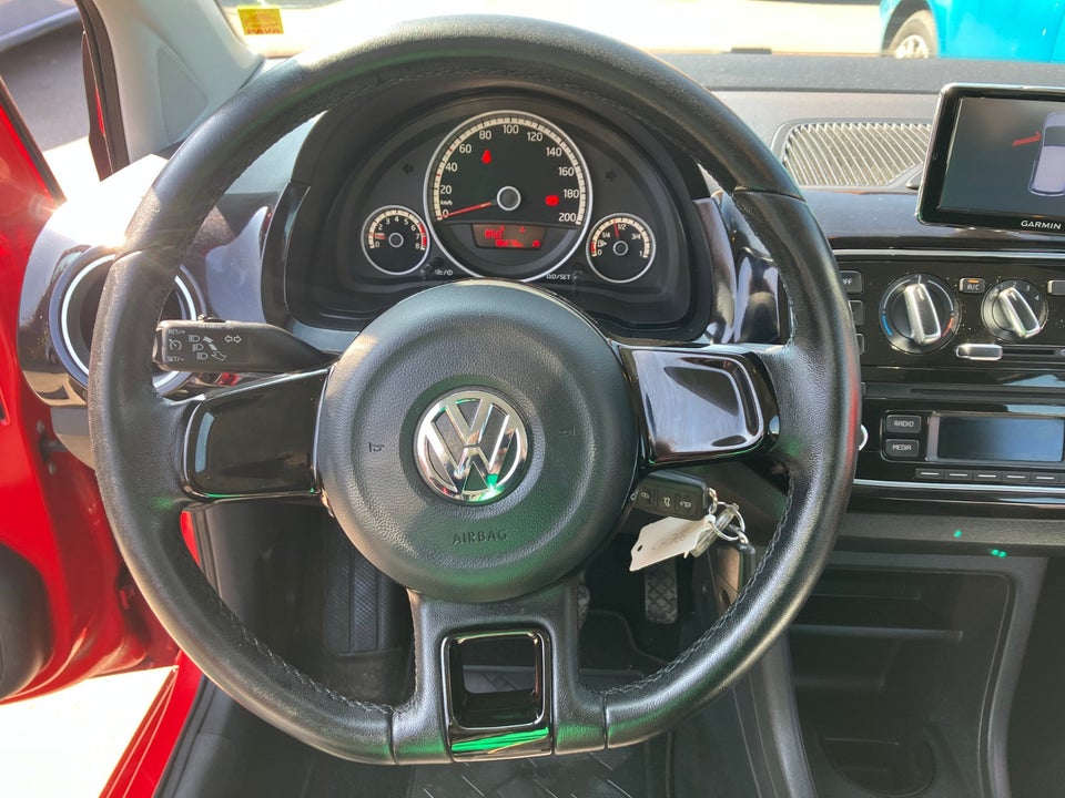 VW Up! 1,0 75 High Up! BMT 5d