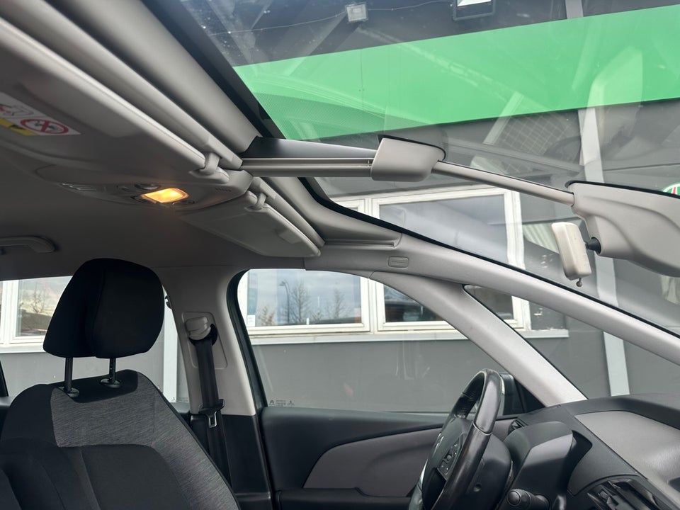 Citroën Grand C4 Picasso 1,2 PureTech 130 Intensive 7prs 5d