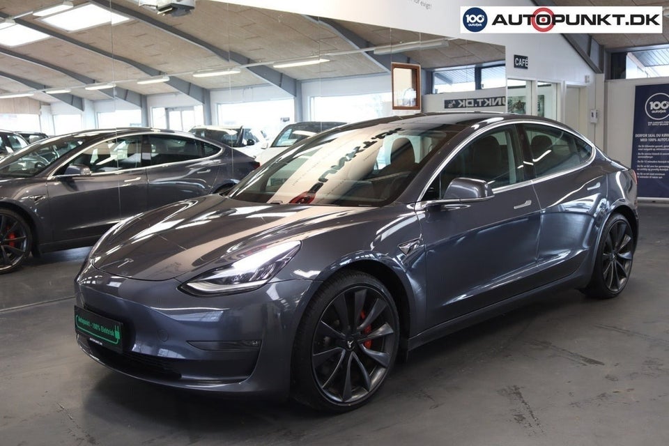 Tesla Model 3 Performance AWD 4d