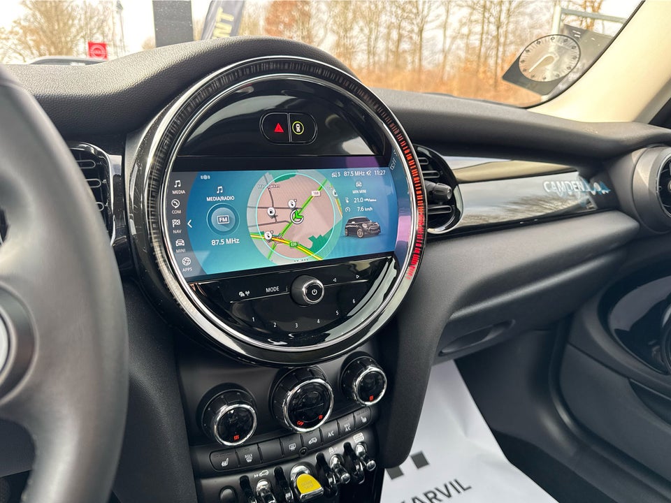 MINI Cooper SE Camden Edition 3d