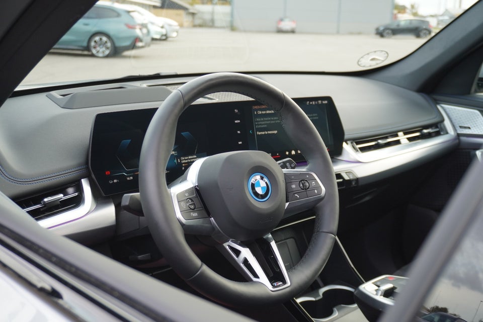 BMW iX1 xDrive30 M-Sport 5d