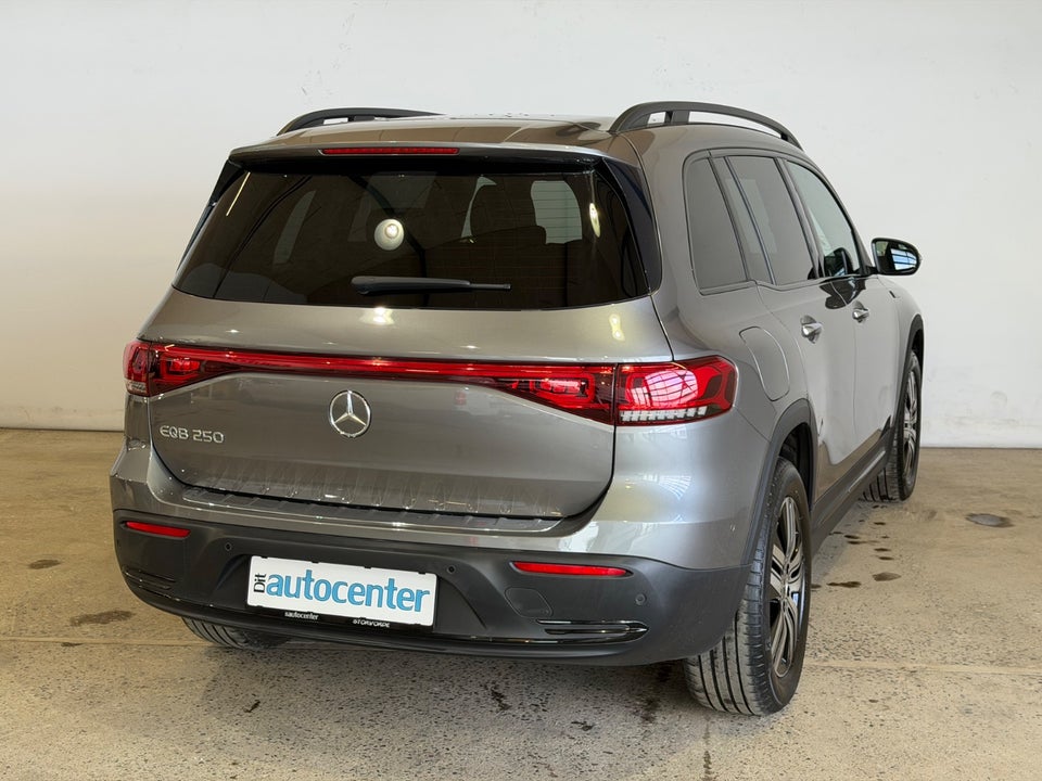 Mercedes EQB250 Progressive 7prs 5d