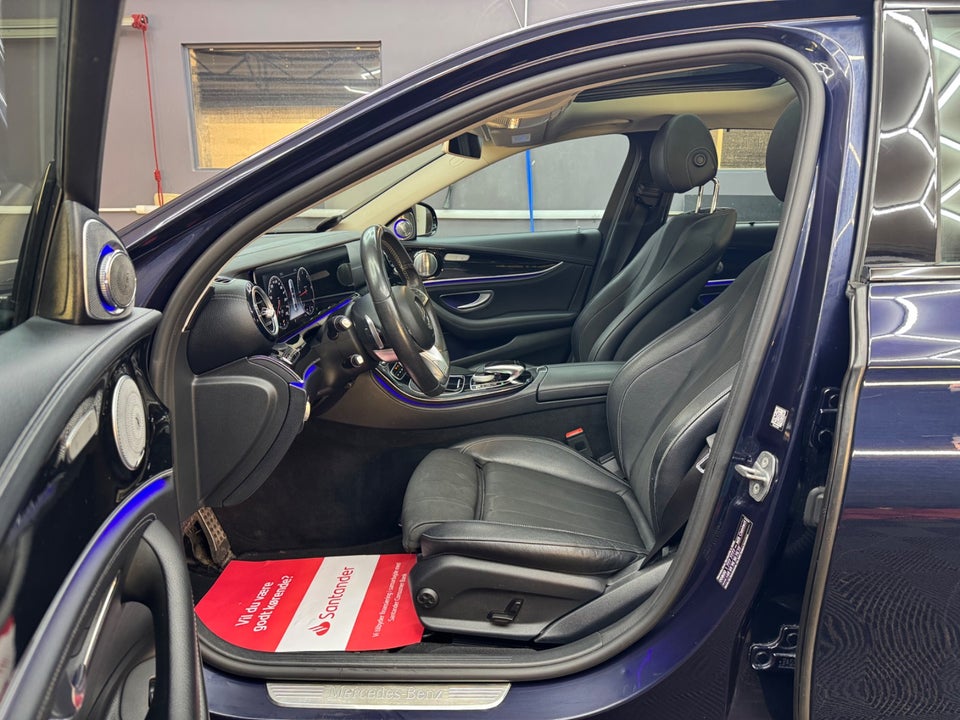 Mercedes E220 d 2,0 AMG Line aut. 4d
