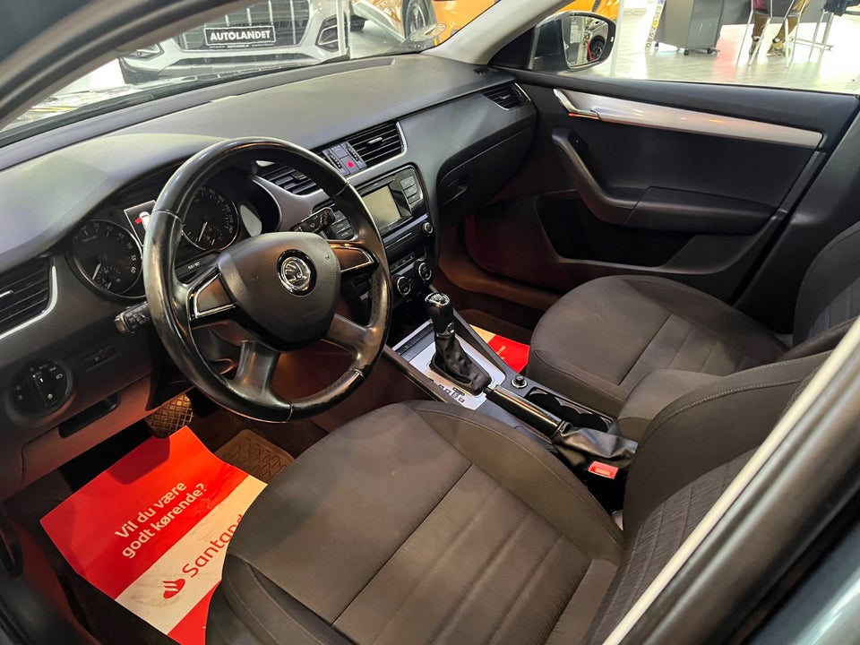 Skoda Octavia 2,0 TDi 150 Ambition DSG 5d
