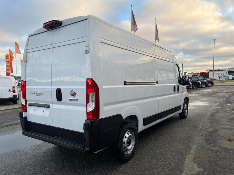 Fiat Ducato 35 Maxi 2,2 MJT 180 Kassevogn L3H2 Pro aut.