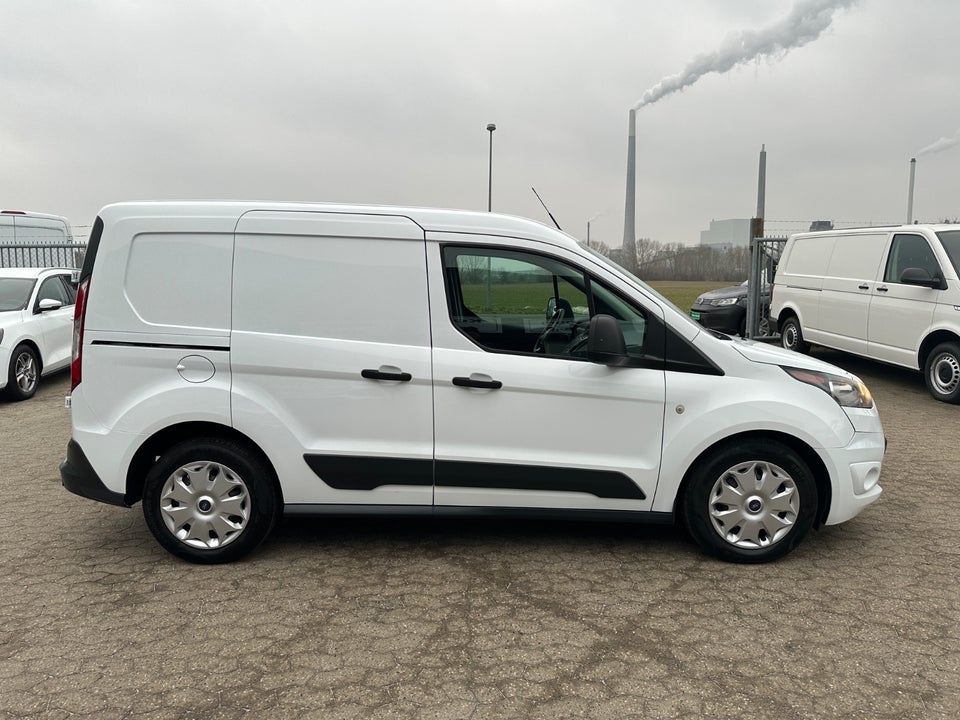 Ford Transit Connect 1,5 TDCi 120 Trend kort