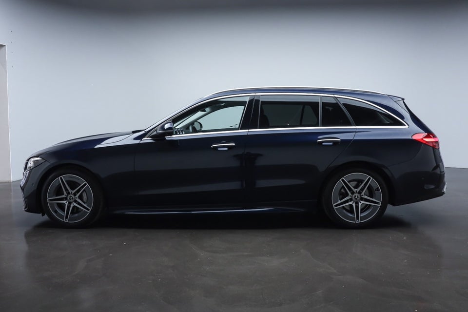 Mercedes C220 d 2,0 AMG Line stc. aut. 5d