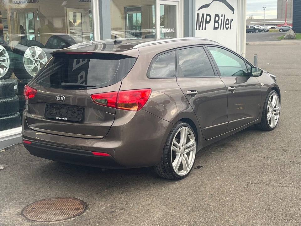 Kia Ceed 1,6 CRDi 128 Active SW 5d