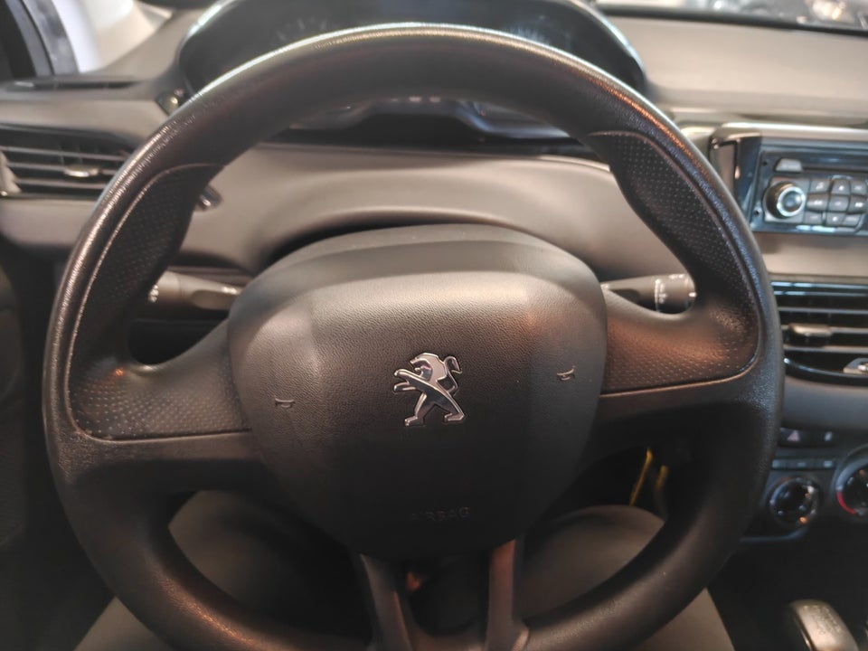 Peugeot 208 1,0 VTi Access 5d